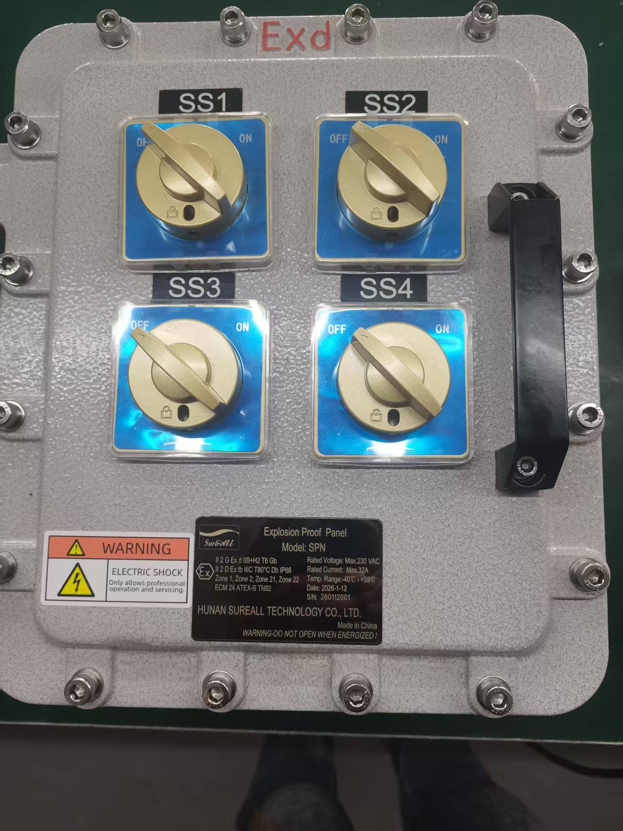 explosion-proof_distribution_board-outside.jpg
